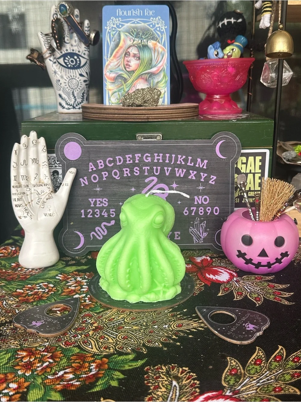 Ocean Familiar Octopus Candle